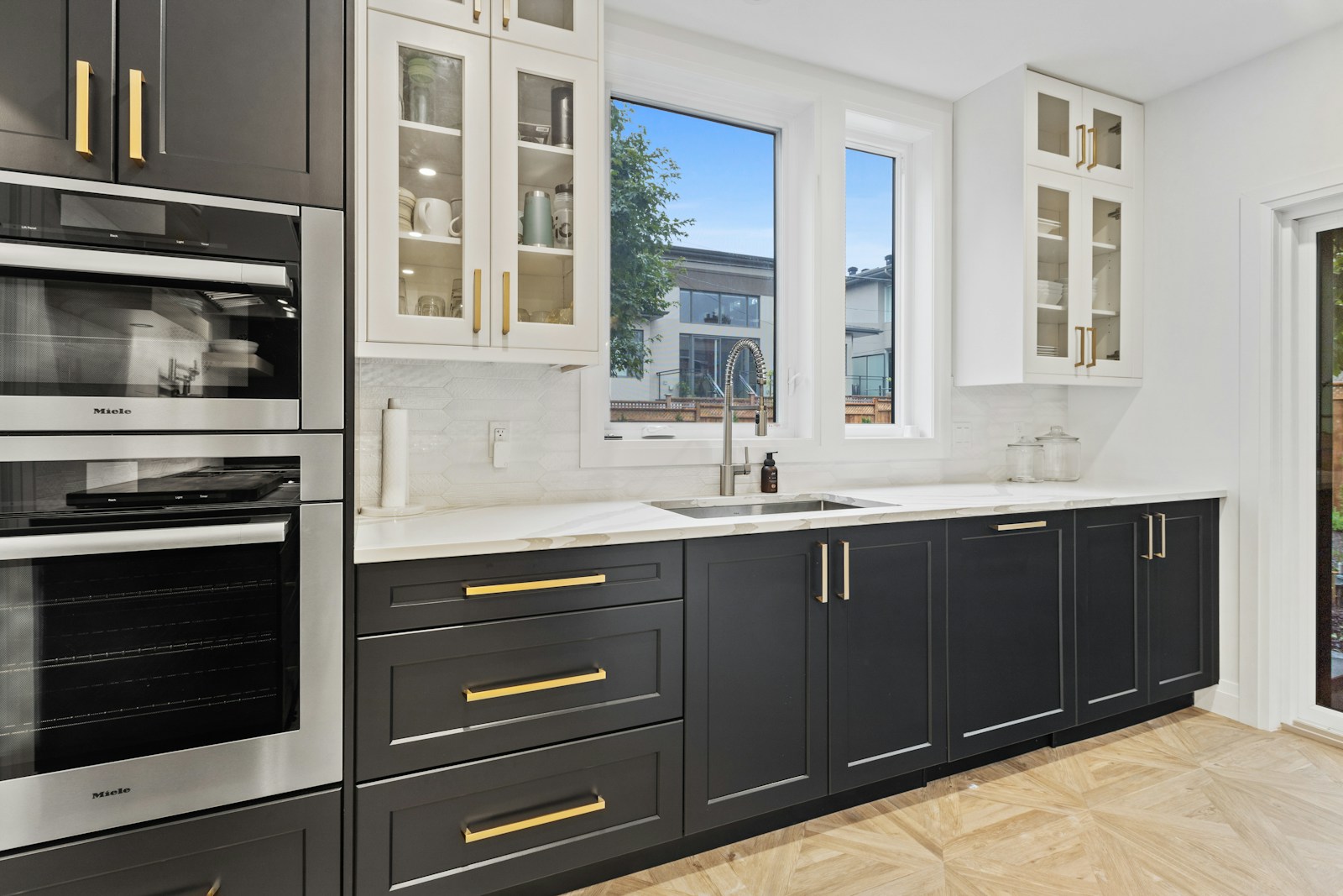 Why Soft-Close Cabinets Are a Must-Have When Shopping Online