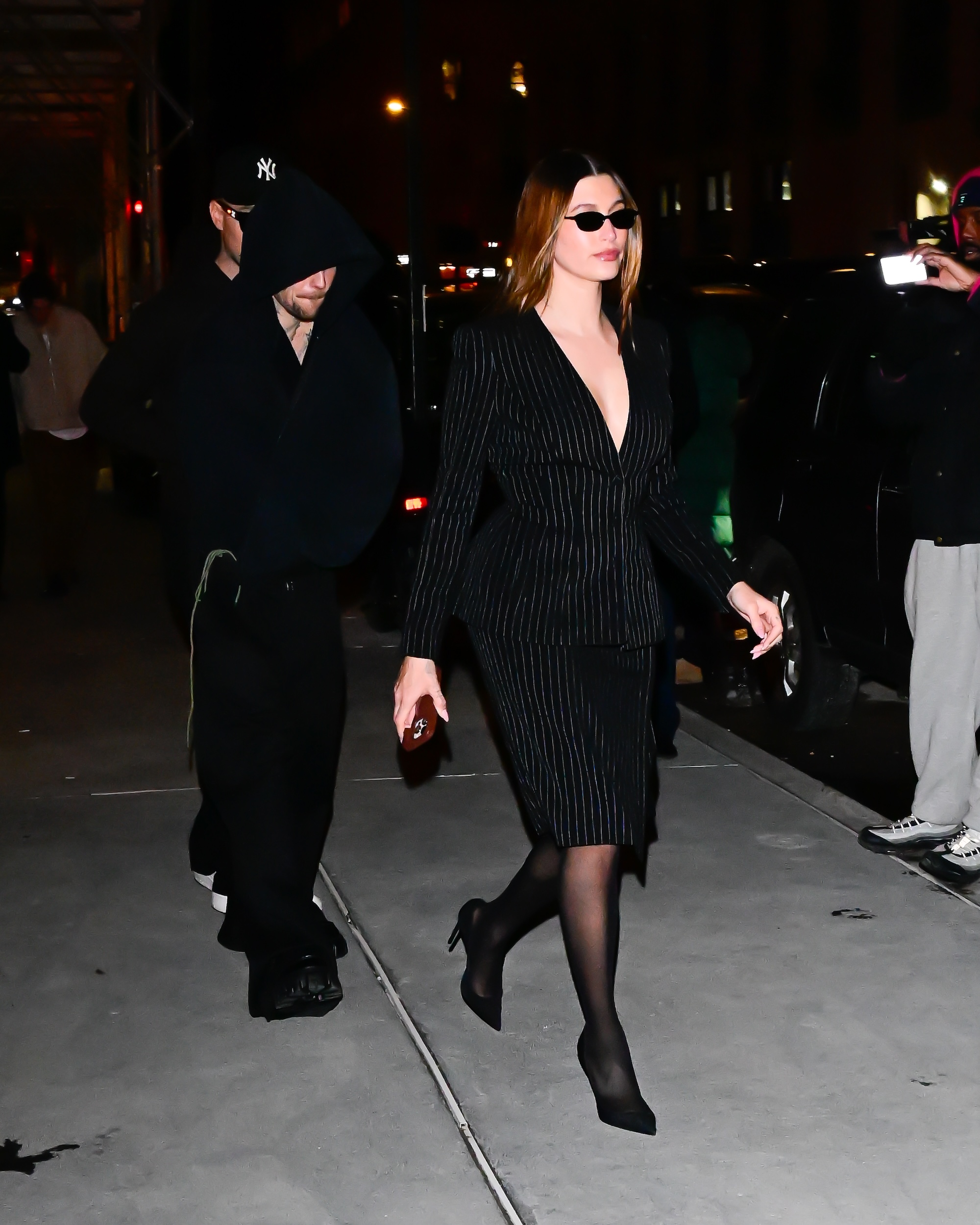 NEW YORK, NEW YORK - FEBRUARY 08: Justin Bieber and Hailey Bieber are seen in midtown  on February 08, 2025 in New York City. (Photo by Raymond Hall/GC Images)