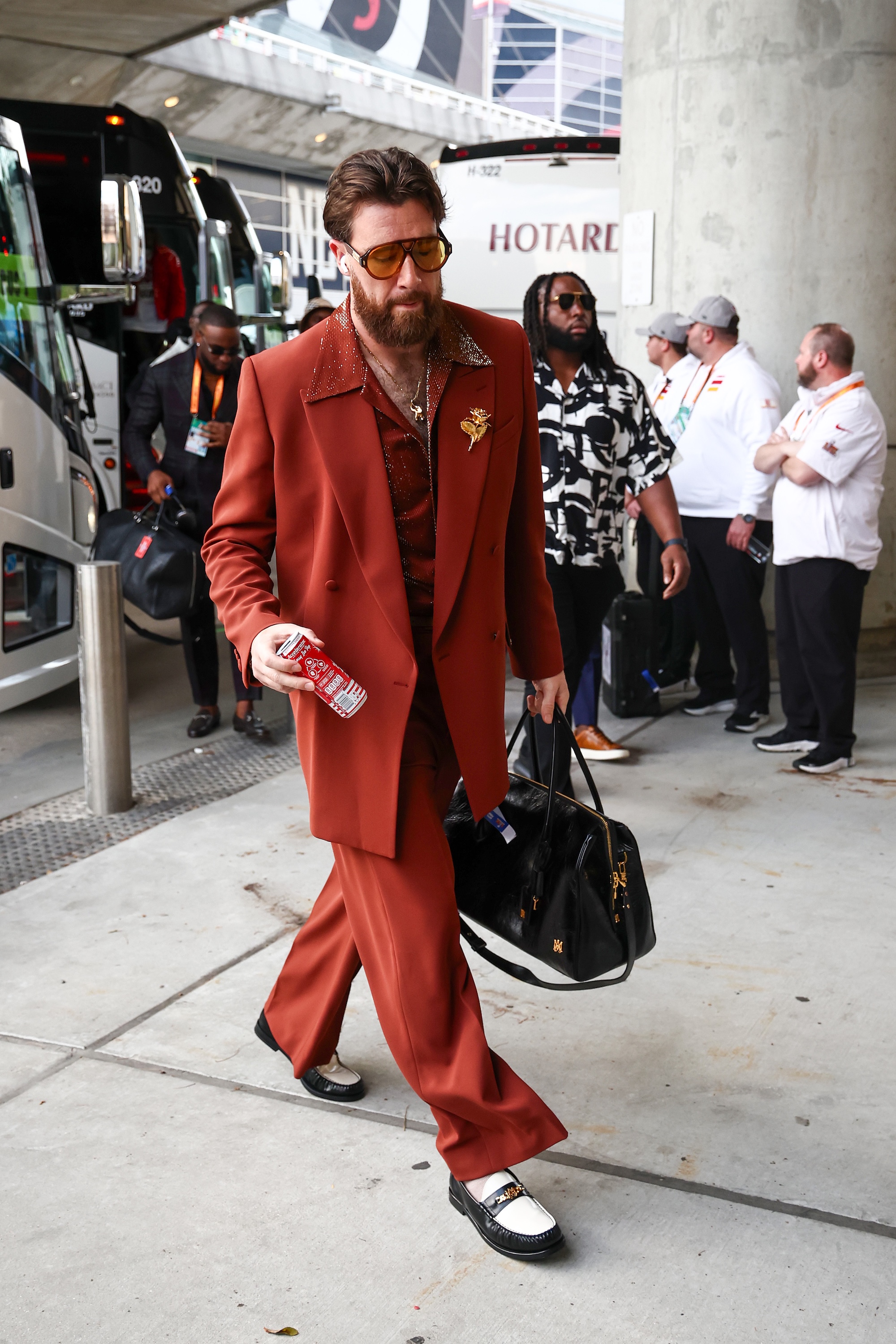 Travis Kelce arrives to the stadium before Super Bowl LIX against the Philadelphia Eagles at Caesars Superdome.