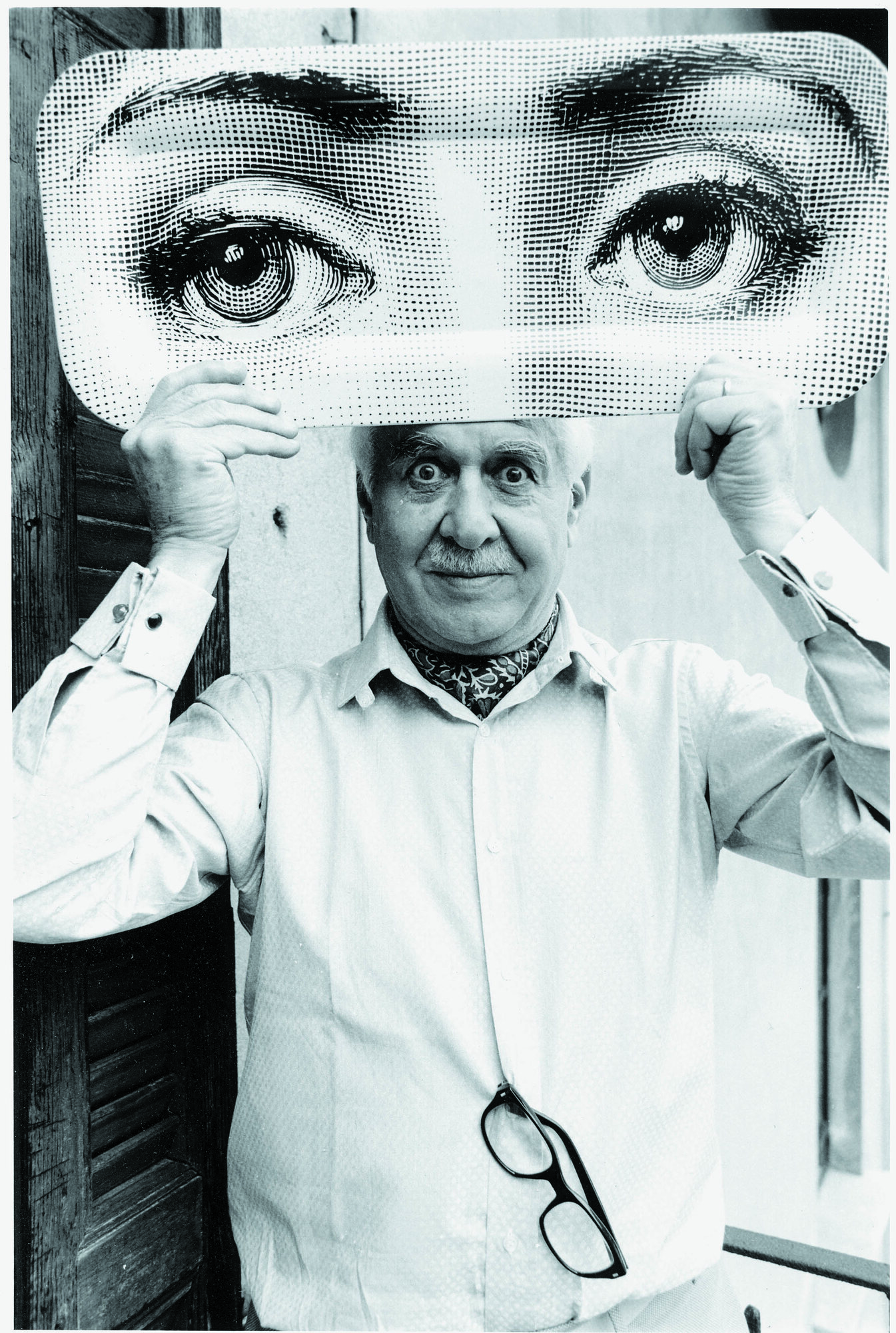 Howard Gray
